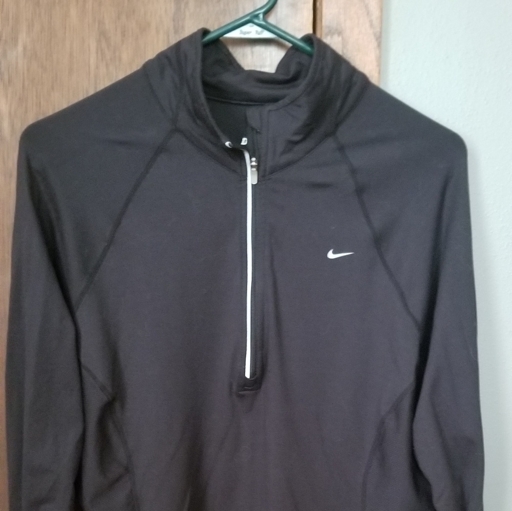 Black xl Nike 1/2 zip
